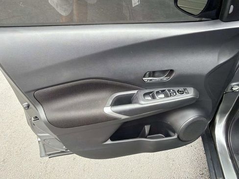 Used 2021 Nissan Kicks SV image 20