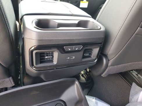 New 2026 GMC Sierra 2500 AT4 AWD/4WD image 17