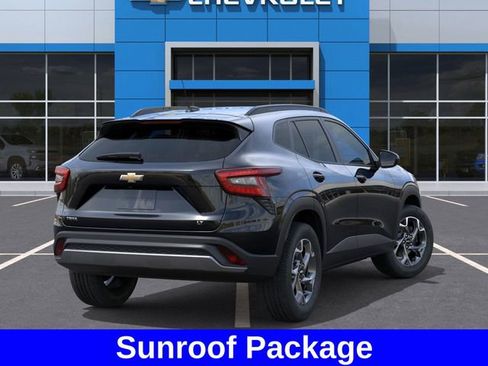 New 2026 Chevrolet Trax LT w/ Sunroof Package image 5