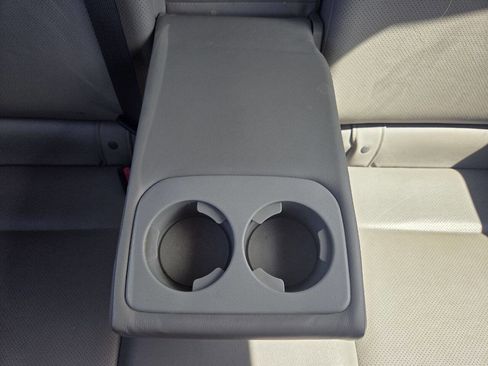 Used 2014 Subaru Forester 2.5i Limited image 37