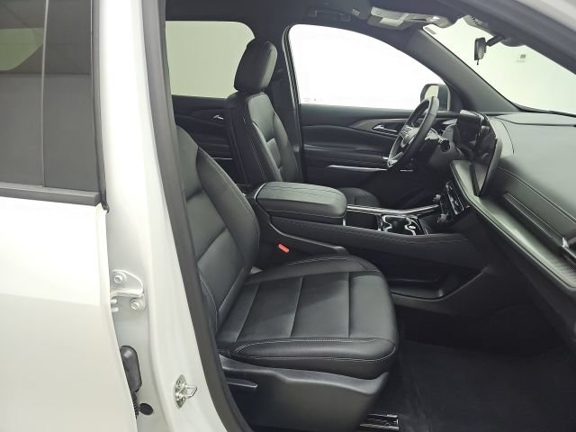 Used 2025 Chevrolet Traverse LT AWD/4WD image 20