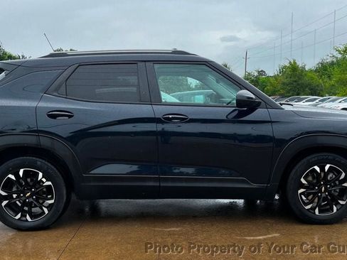 Used 2021 Chevrolet TrailBlazer LT w/ Sun and Liftgate Package FWD image 5
