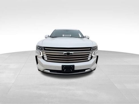 Used 2022 Chevrolet Tahoe High Country image 3