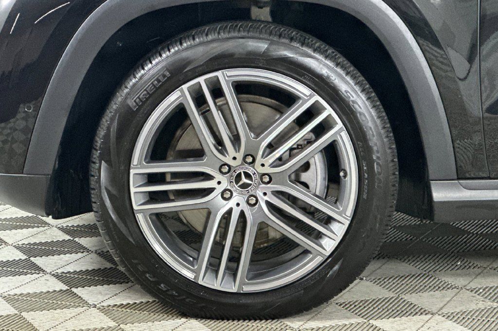 Certified 2026 Mercedes-Benz GLS 450 4MATIC image 34