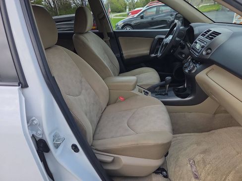 Used 2012 Toyota RAV4 FWD w/ Value Pkg image 16
