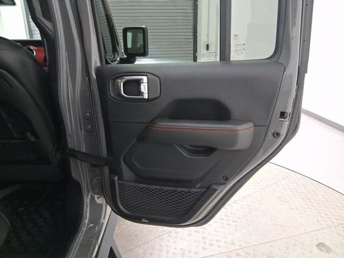 Used 2021 Jeep Wrangler Unlimited Rubicon image 28