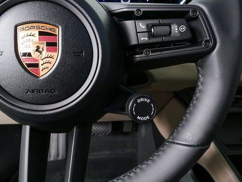 New 2026 Porsche Macan Electric image 11