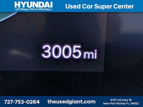 Used 2025 Hyundai Tucson Limited AWD/4WD image 44