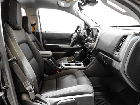 Used 2020 Chevrolet Colorado LT w/ Safety Package RWD image 31
