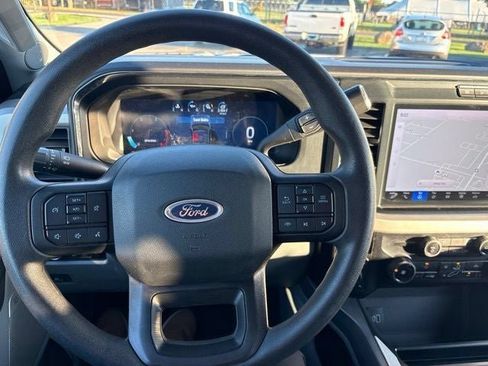 Used 2025 Ford F250 XLT w/ Black Appearance Package AWD/4WD image 26