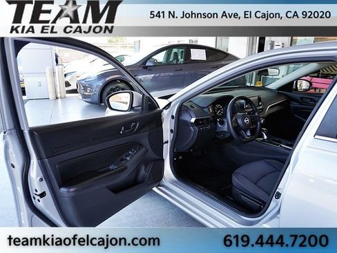 Used 2023 Nissan Altima 2.5 S FWD image 34