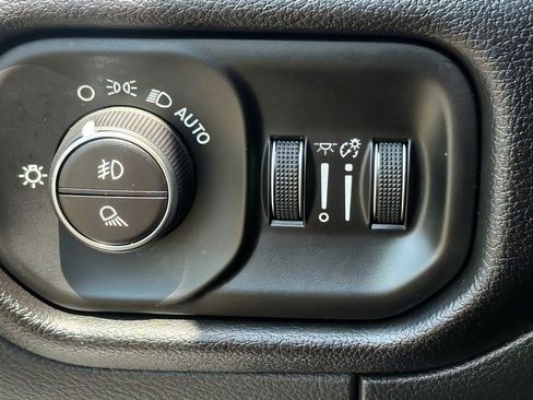 Used 2026 RAM 2500 Laramie w/ Sport Appearance Package AWD/4WD image 20