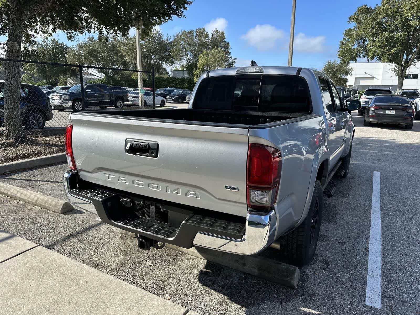 Used 2021 Toyota Tacoma SR5 RWD image 8