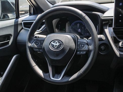 Certified 2026 Toyota Corolla Cross AWD Hybrid w/ Moonroof Package image 17