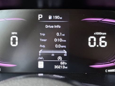 Used 2023 Kia Soul LX FWD image 32