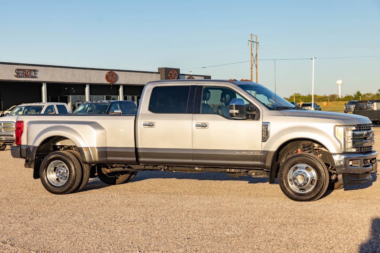 Used 2017 Ford F350 Lariat w/ Chrome Package AWD/4WD image 5