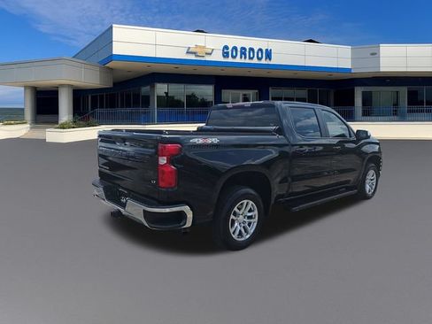 Used 2021 Chevrolet Silverado 1500 LT w/ Bed Protection Package AWD/4WD image 6