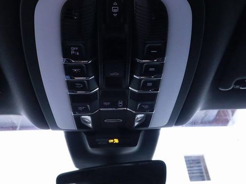 New 2025 Porsche Macan Turbo image 32