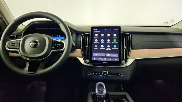 New 2026 Volvo XC90 T8 Plus w/ Protection Package AWD/4WD image 26