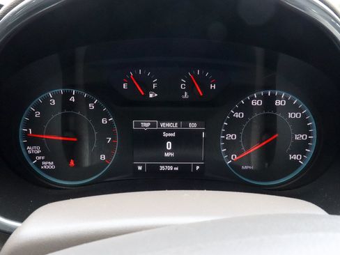 Used 2021 Chevrolet Malibu LT FWD image 25