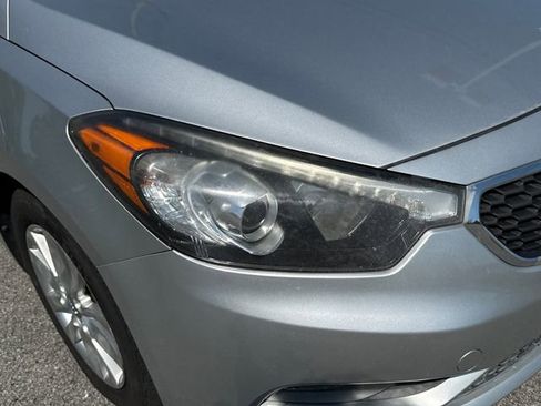 Used 2015 Kia Forte EX w/ EX Premium Package FWD image 10