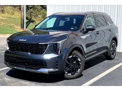 Used 2024 Kia Sorento S