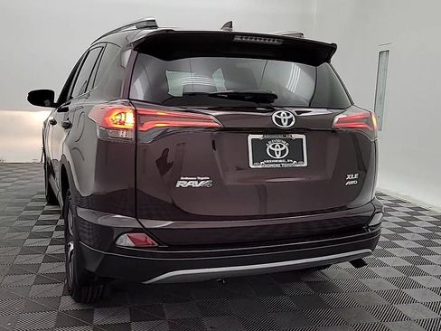 Used 2018 Toyota RAV4 XLE image 7