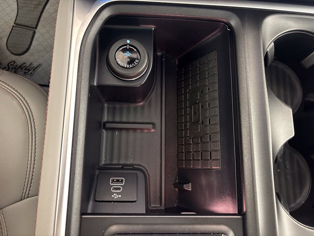 Used 2025 Ford Expedition Active RWD image 31