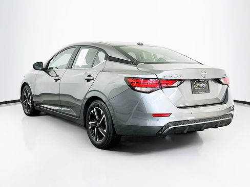 Used 2024 Nissan Sentra SV image 5