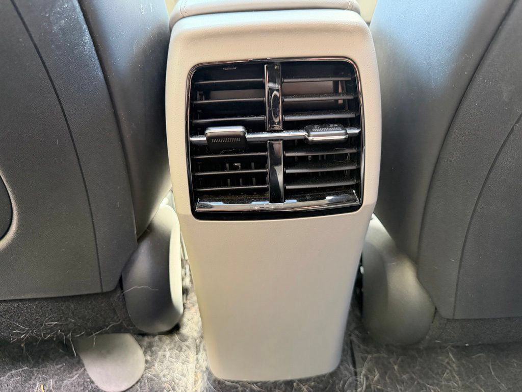 Used 2023 Kia Niro Wave w/ Wave Preserve Package FWD image 17