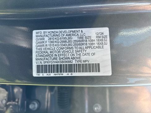 Used 2025 Honda Pilot EX-L image 31