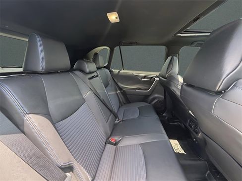 Used 2022 Toyota RAV4 XSE image 17