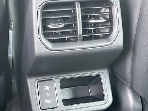 New 2025 Kia K4 GT-Line Turbo image 17