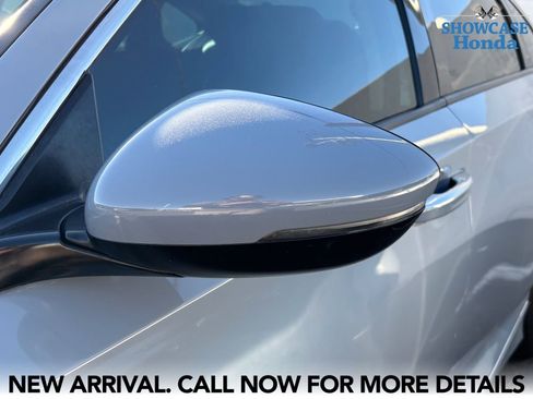 Used 2021 Honda Accord Touring image 10