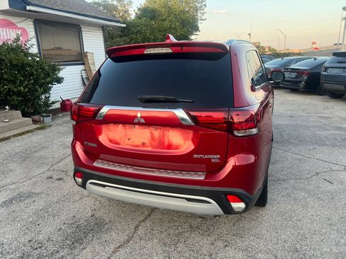 Used 2018 Mitsubishi Outlander LE FWD image 6