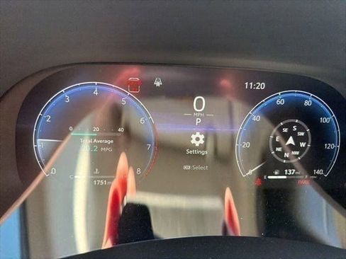 Certified 2026 Toyota Highlander Limited image 6