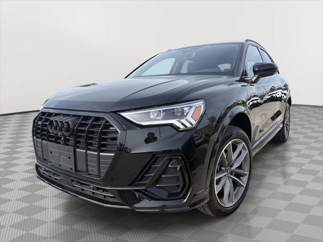 Used 2024 Audi Q3 2.0T Premium Plus w/ Premium Plus Package AWD/4WD image 1