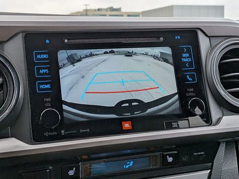 Used 2019 Toyota Tacoma Limited image 19