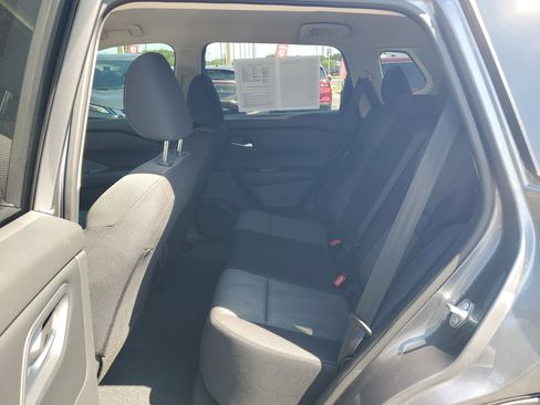 Certified 2026 Nissan Rogue SV FWD image 16