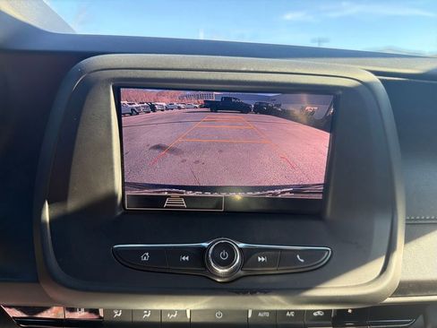 Used 2021 Chevrolet Camaro LT image 42