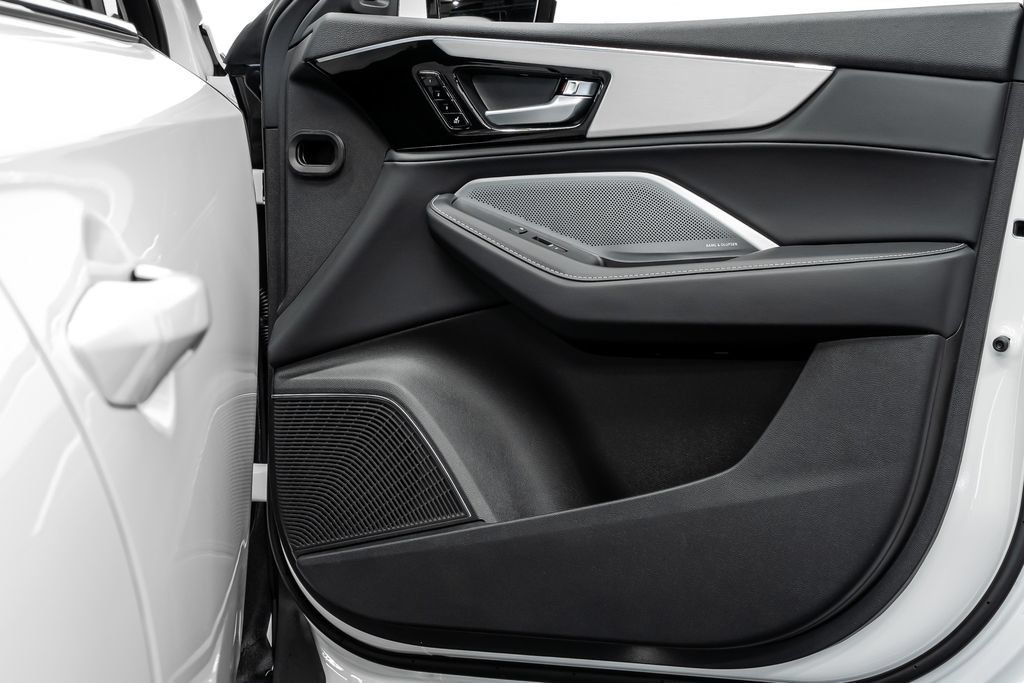 New 2026 Acura MDX w/ Technology Package FWD image 10