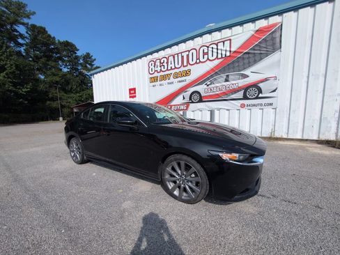 Used 2024 MAZDA MAZDA3 s FWD image 1