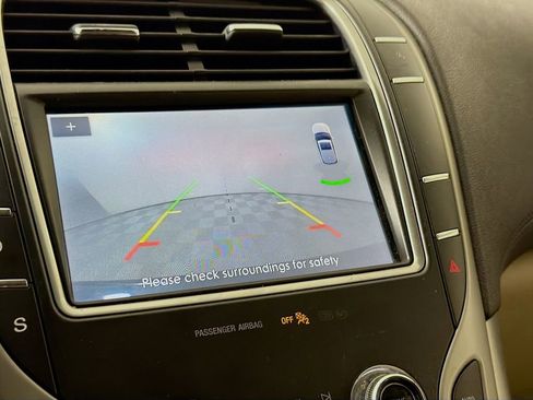 Used 2020 Lincoln Nautilus FWD w/ Equipment Group 101A image 17