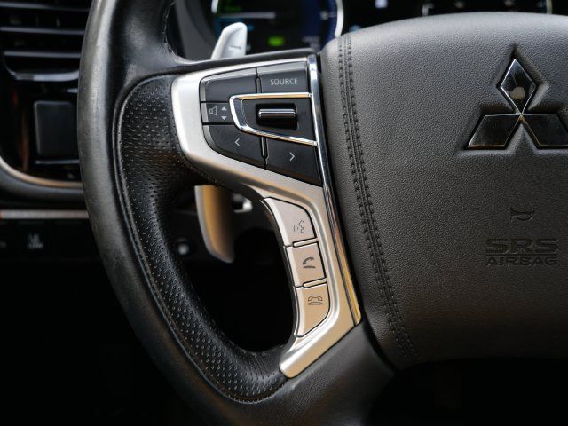 Used 2022 Mitsubishi Outlander SEL AWD/4WD image 17