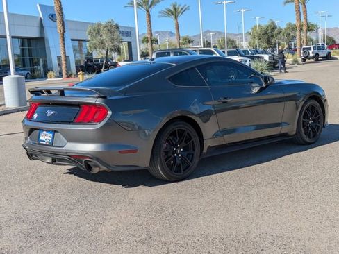 Used 2020 Ford Mustang image 6
