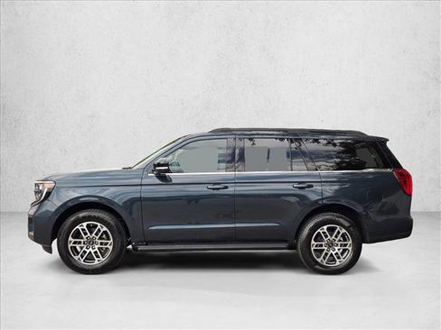 New 2026 Ford Expedition Active image 8