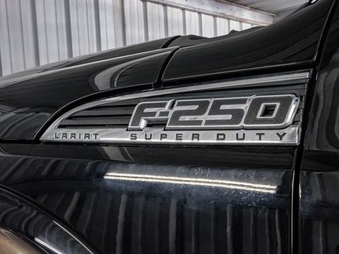 Used 2016 Ford F250 King Ranch w/ FX4 Off-Road Package AWD/4WD image 52