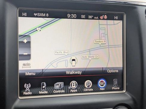 Used 2016 Jeep Grand Cherokee Limited image 13