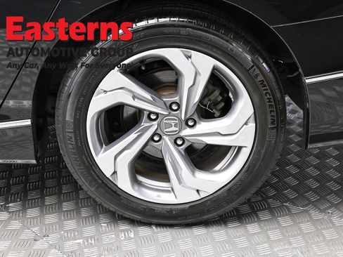 Used 2020 Honda Accord EX image 8