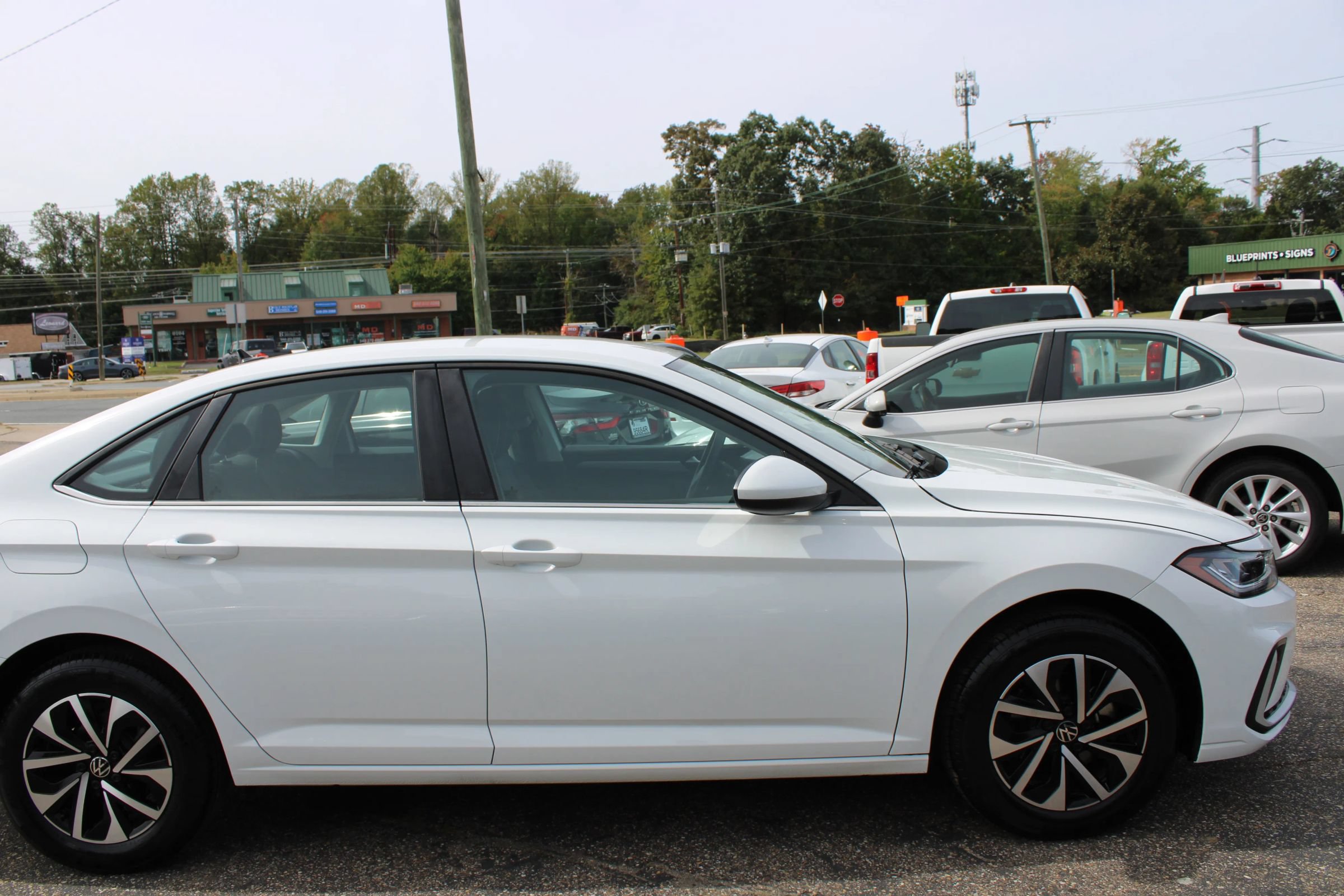 Used 2026 Volkswagen Jetta S FWD image 4